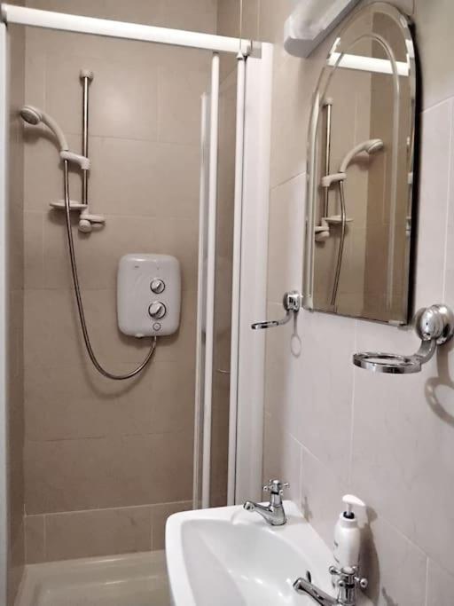 Townhouse Clifden: Located In The Heart Of Connemara Villa Exteriör bild